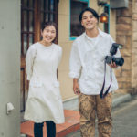 名古屋のエステサロンで写真を撮る男女